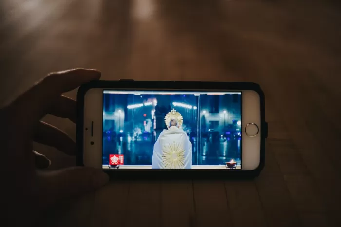 Hollywood stars supporting refugee integration programs